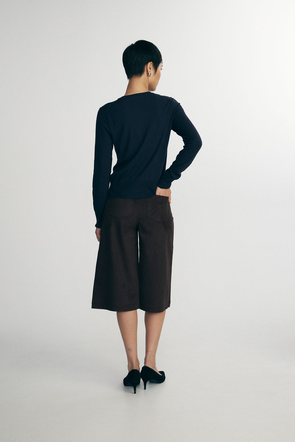 Crew neck cardigan
