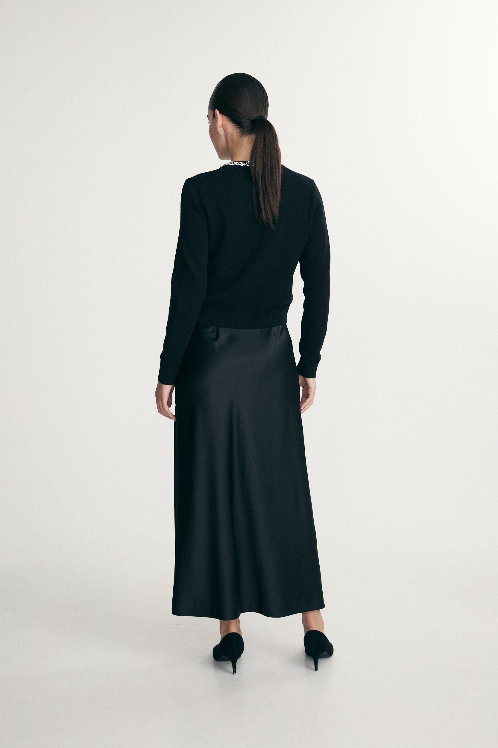 Cardigan embellished with stones