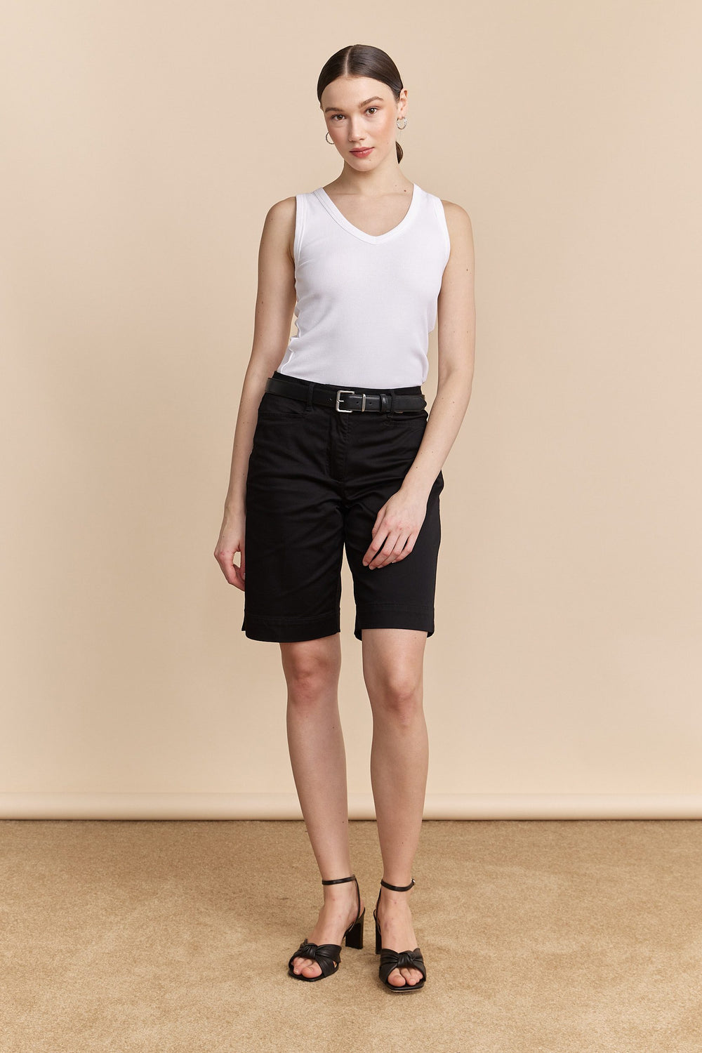 Bermuda with pressed pleats