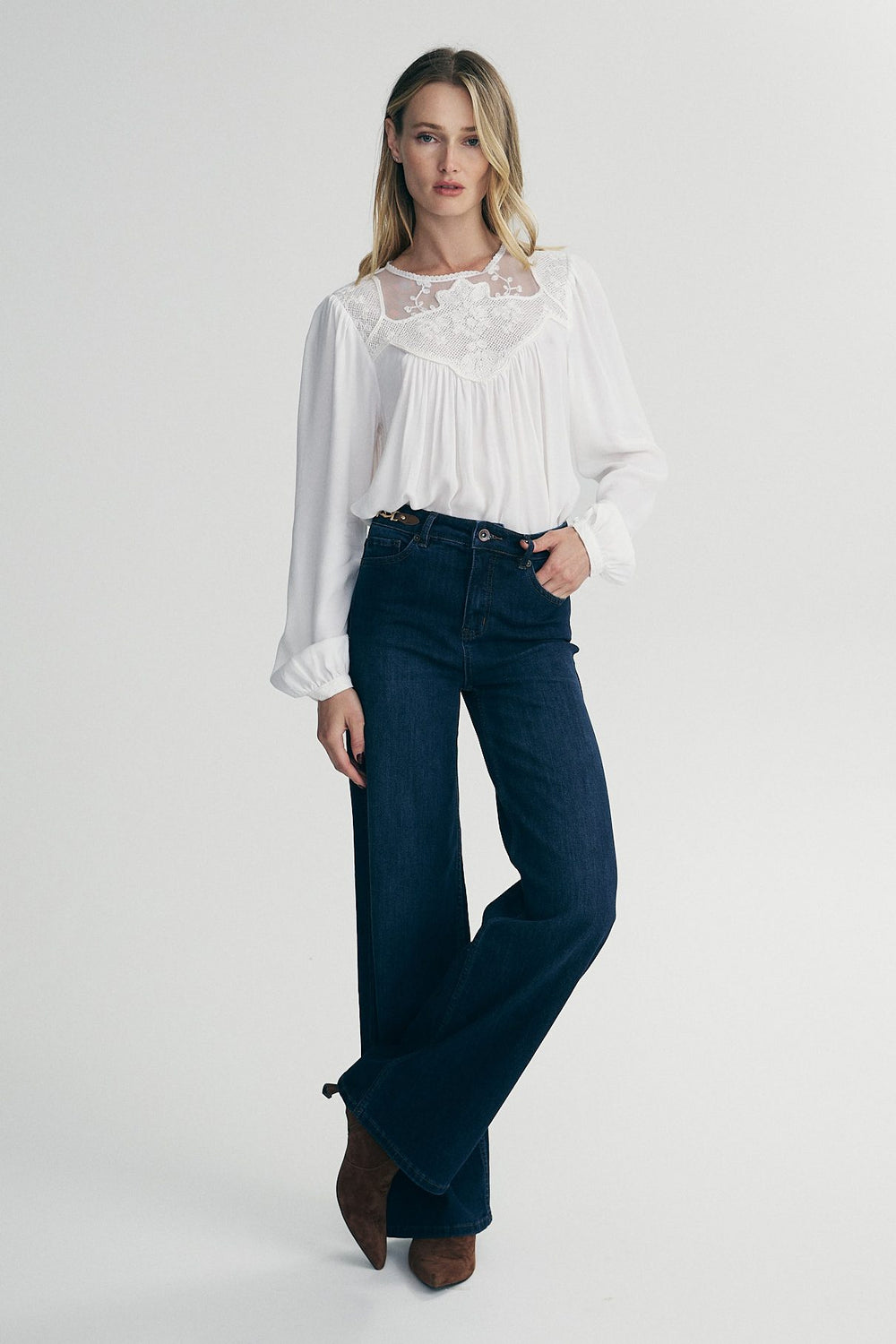Jeans with side tabs
