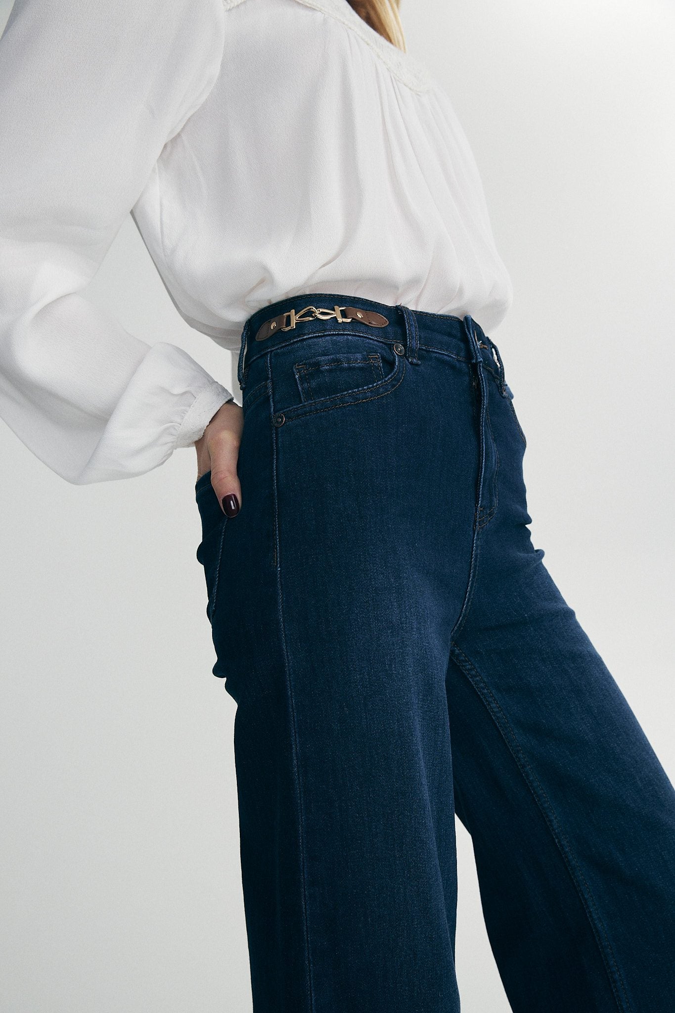 Jeans with side tabs