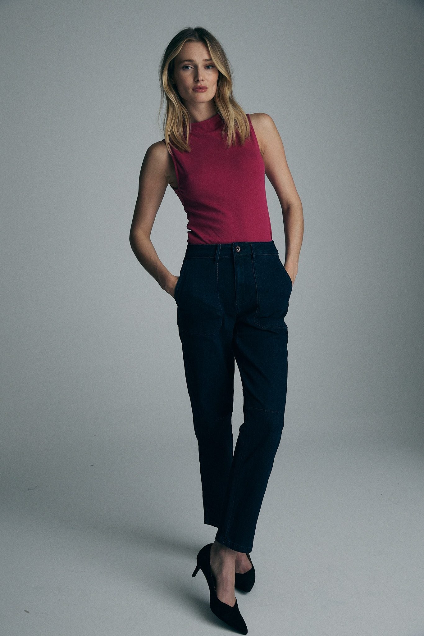 Casual carrot jeans