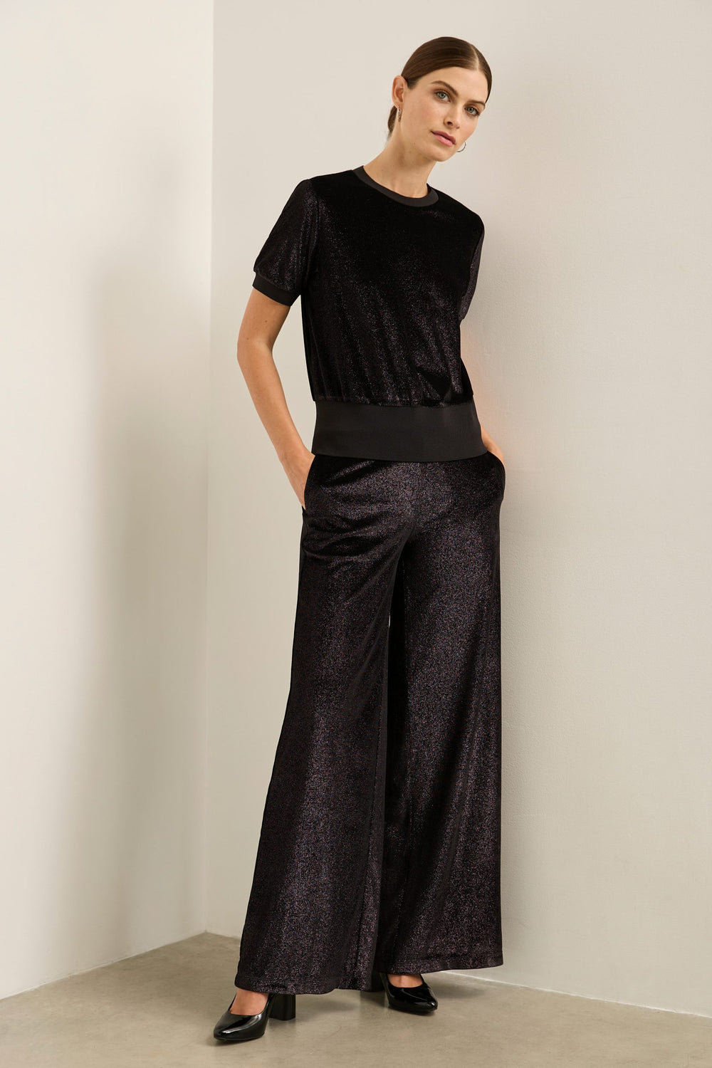 Velvet pant with elastic waist