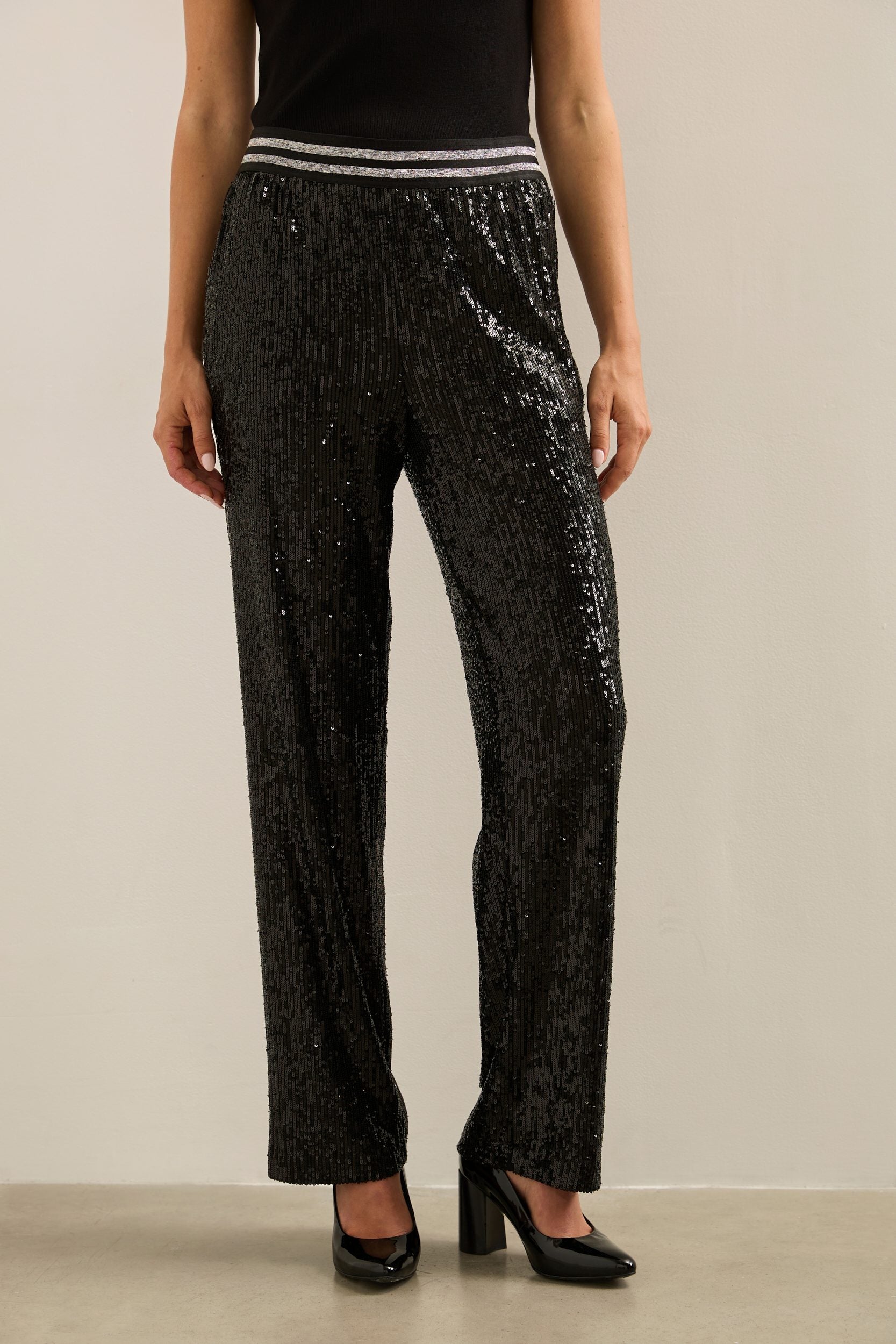 Straight pant in sequins with