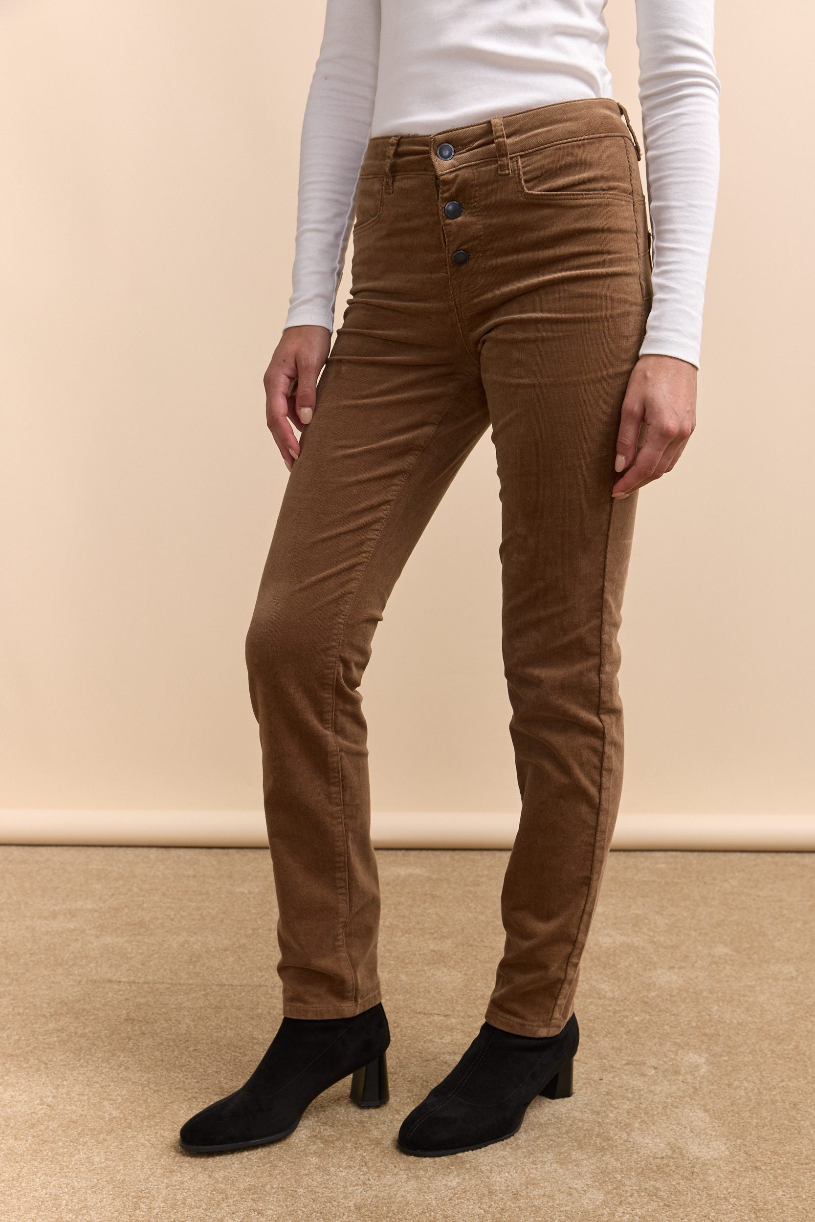 Push up corduroy pant