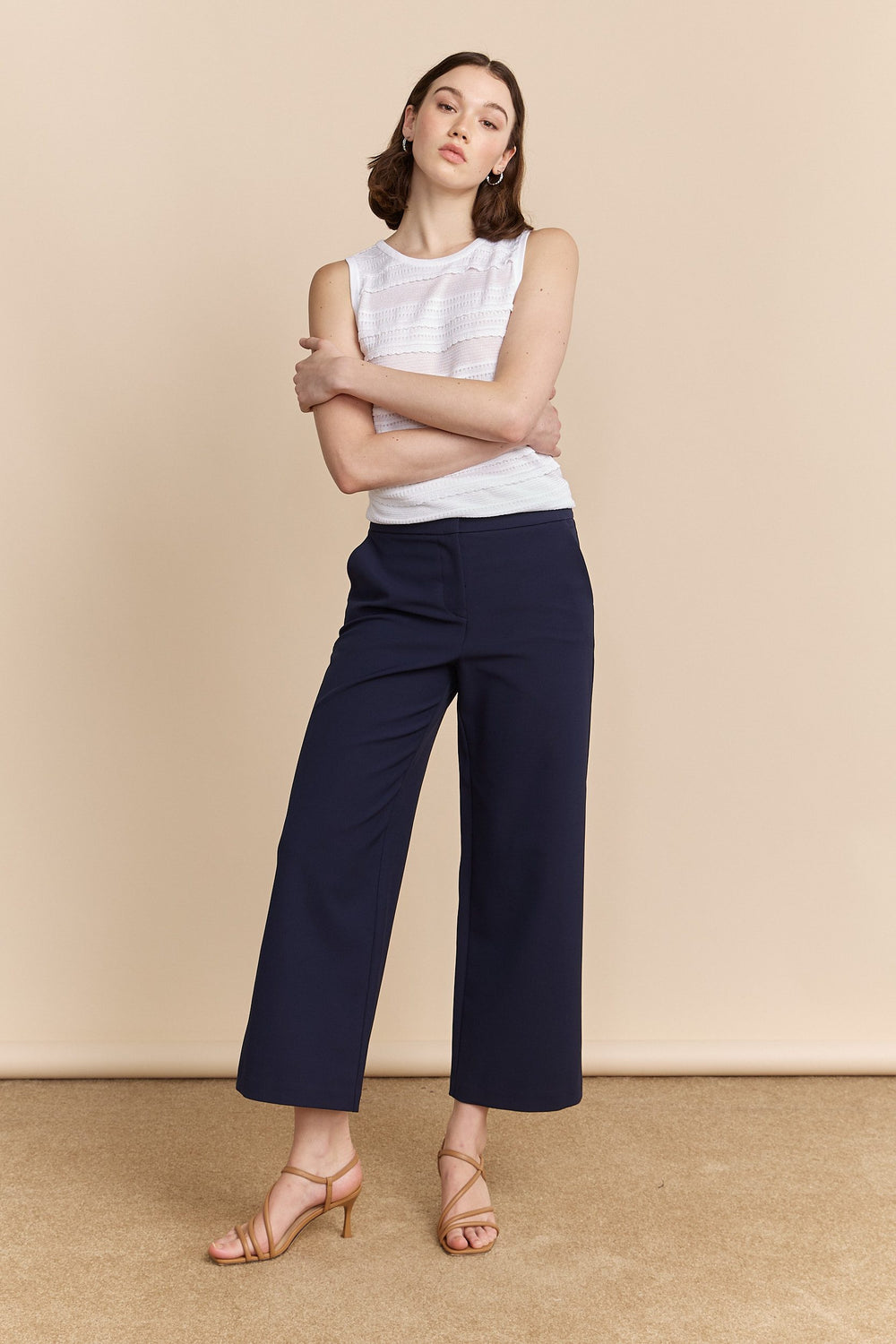 Wide leg high waist cropped pant