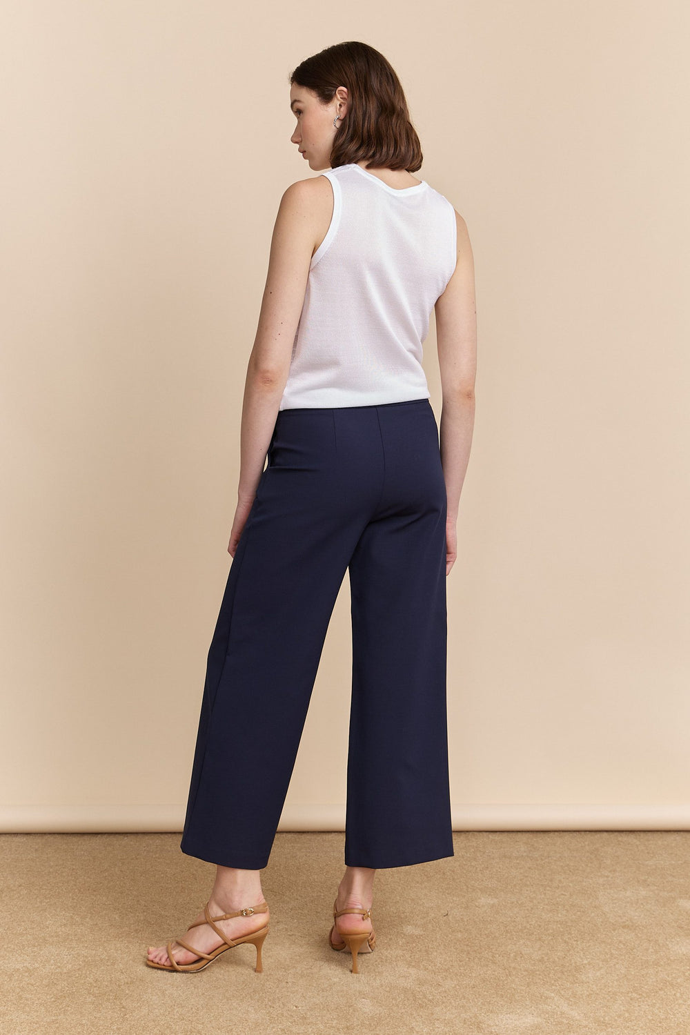 Wide leg high waist cropped pant