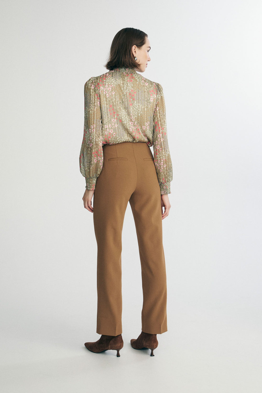 High waist pant with side tabs