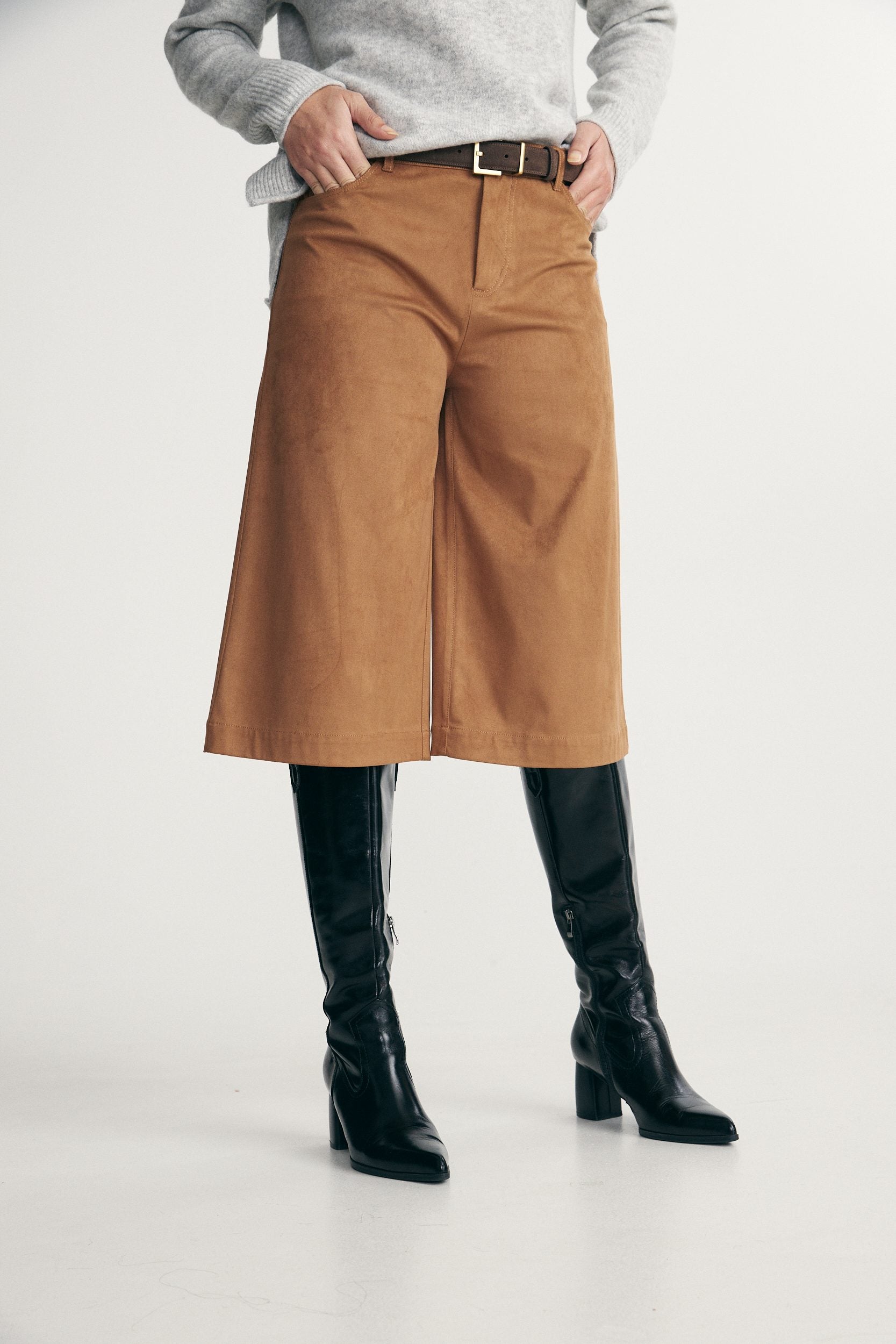 Gaucho pants