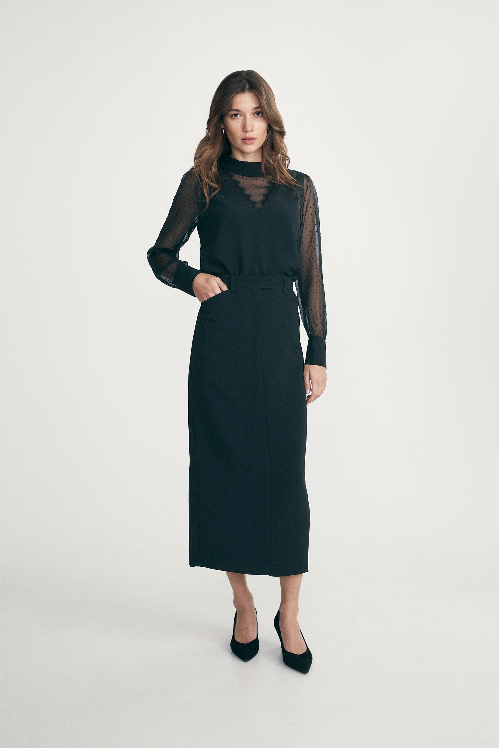 Straight long skirt