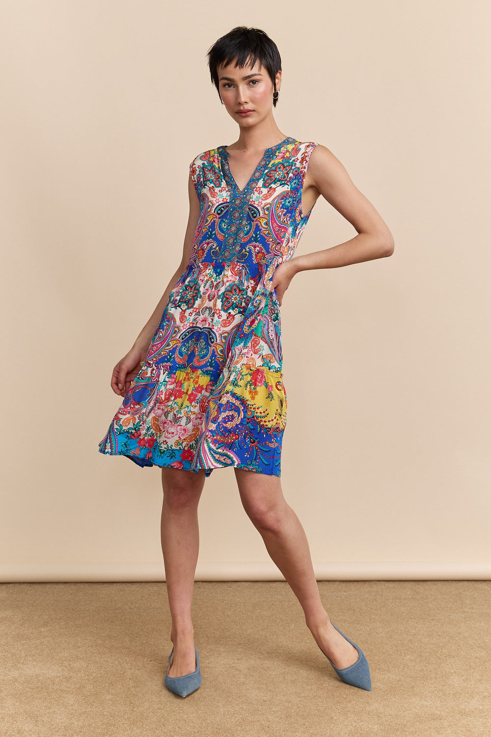 Sleeveless printed dress