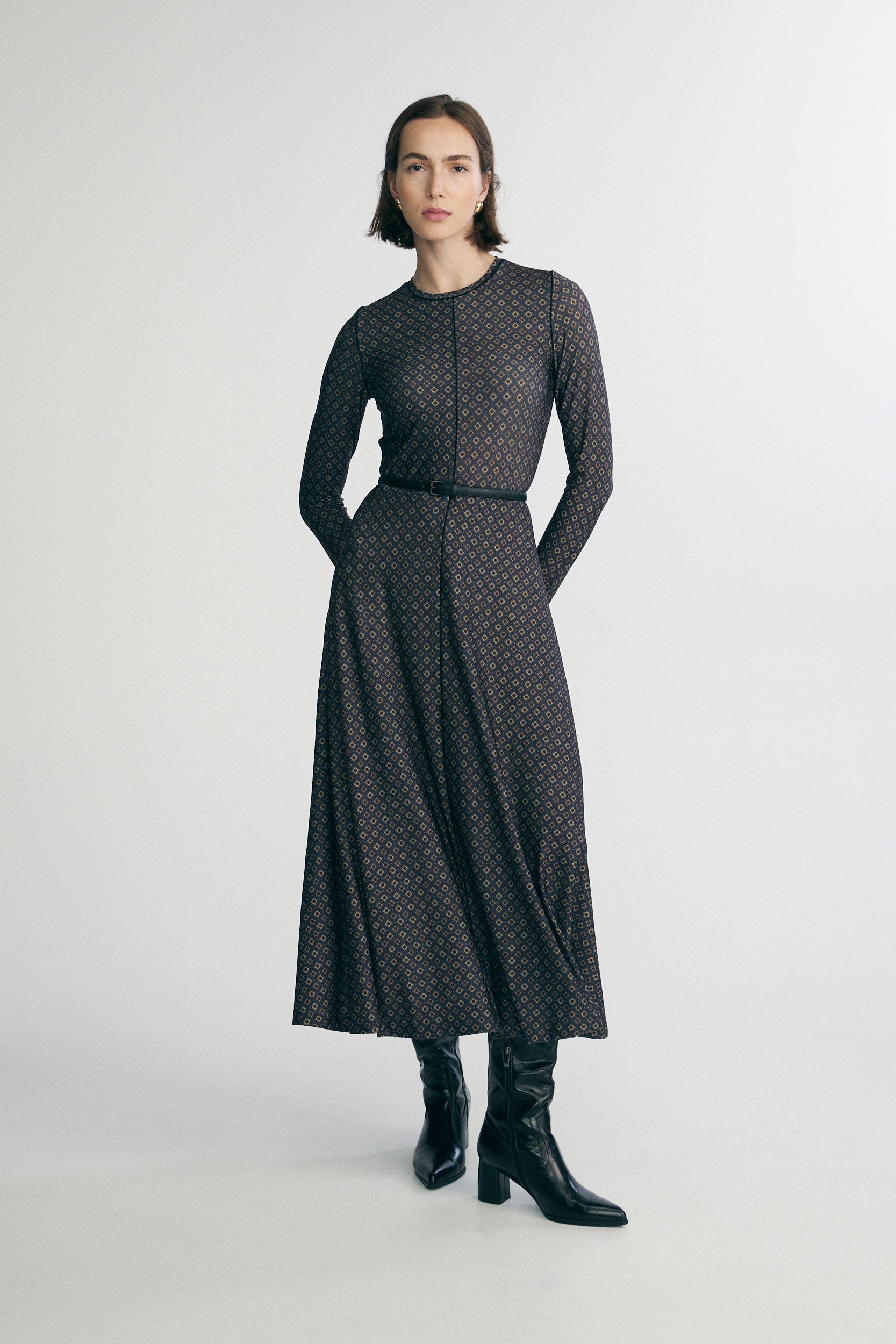 Jersey crew neck maxi dress