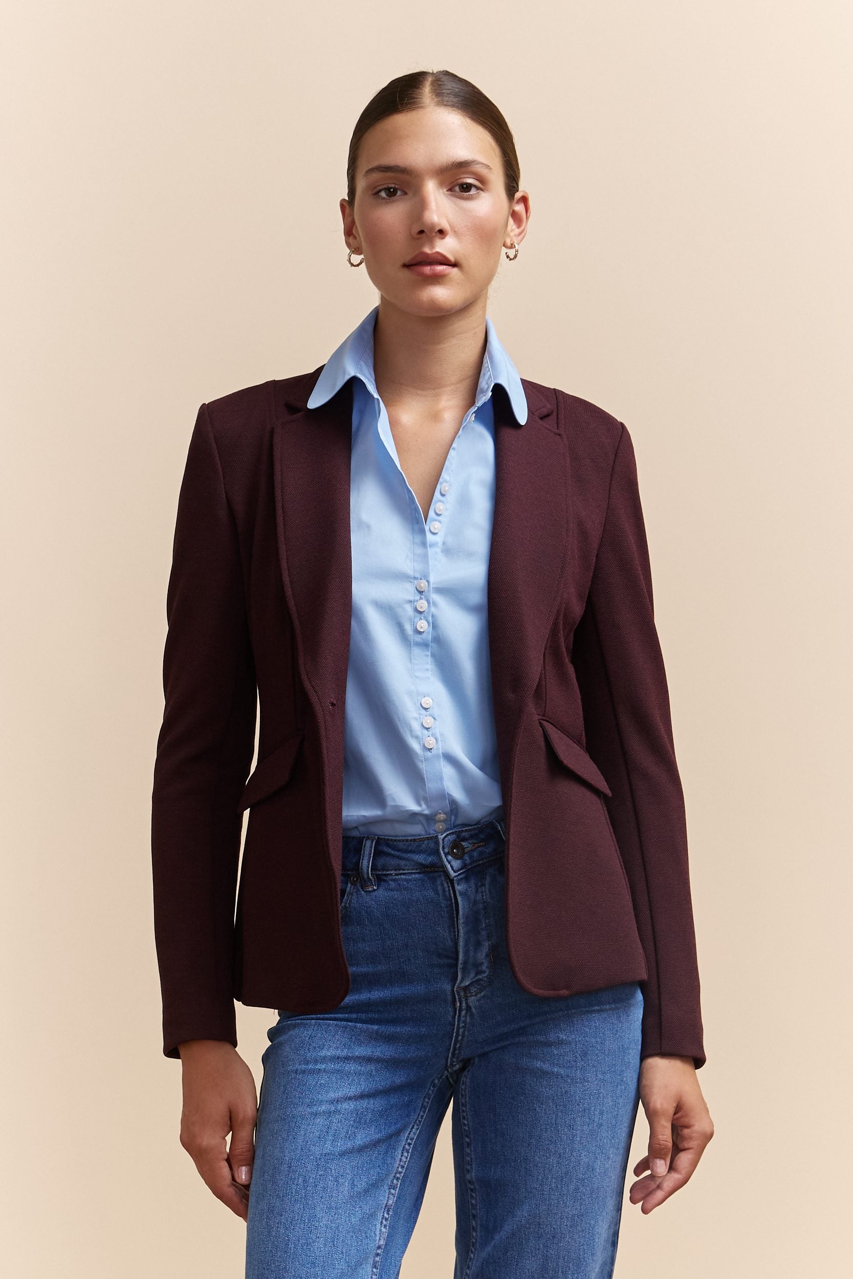 Stretch textured fitted jacket