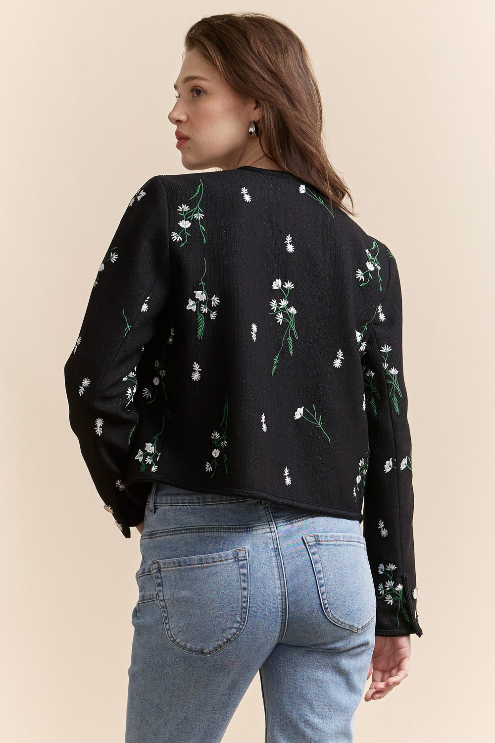 Short jacket with embroidery