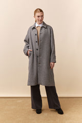 Houndstooth coat with removable lining