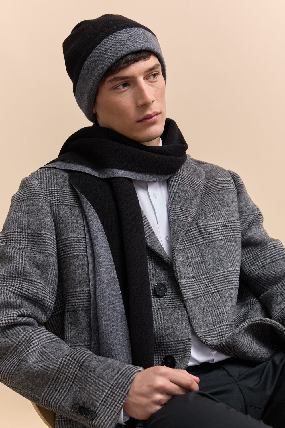 Reversible merino wool hat