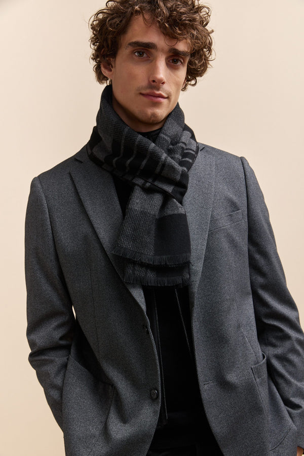 Check design brushed scarf