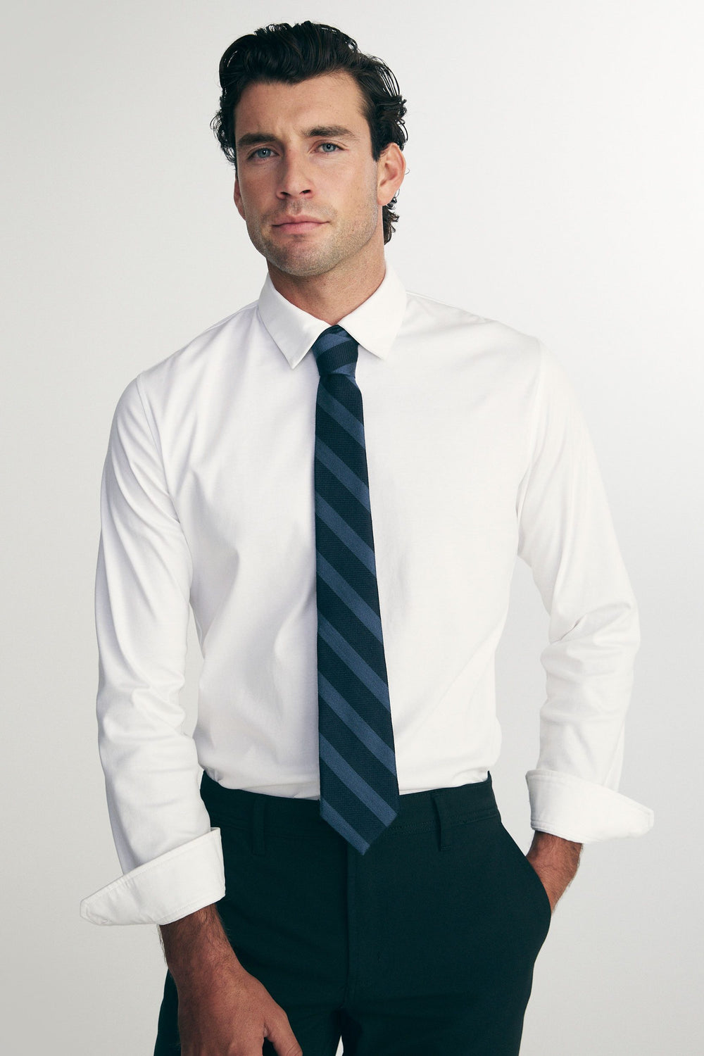Wide stripe tie