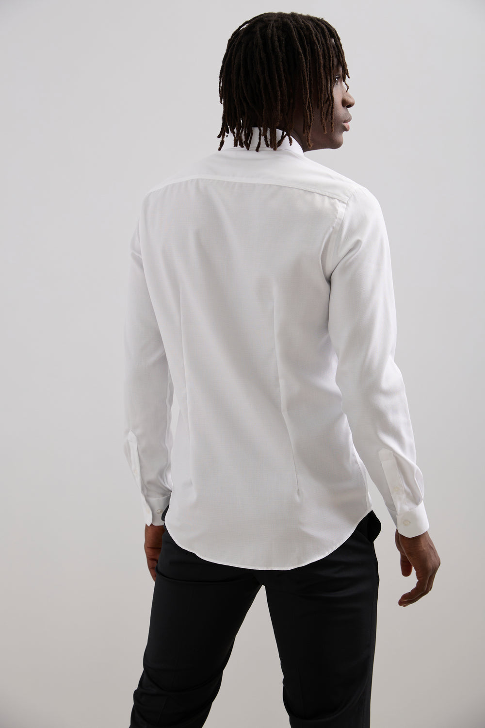 Extra-fitted non-iron textured shirt