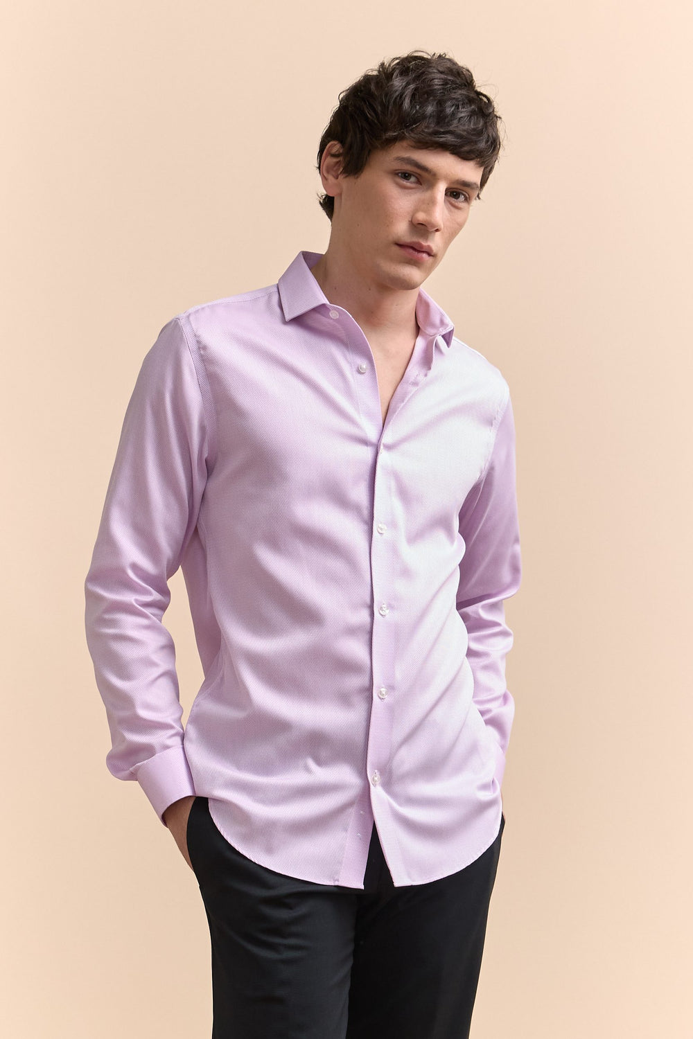 Extra-fitted non-iron textured shirt