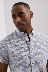 Semi-fitted print shirt