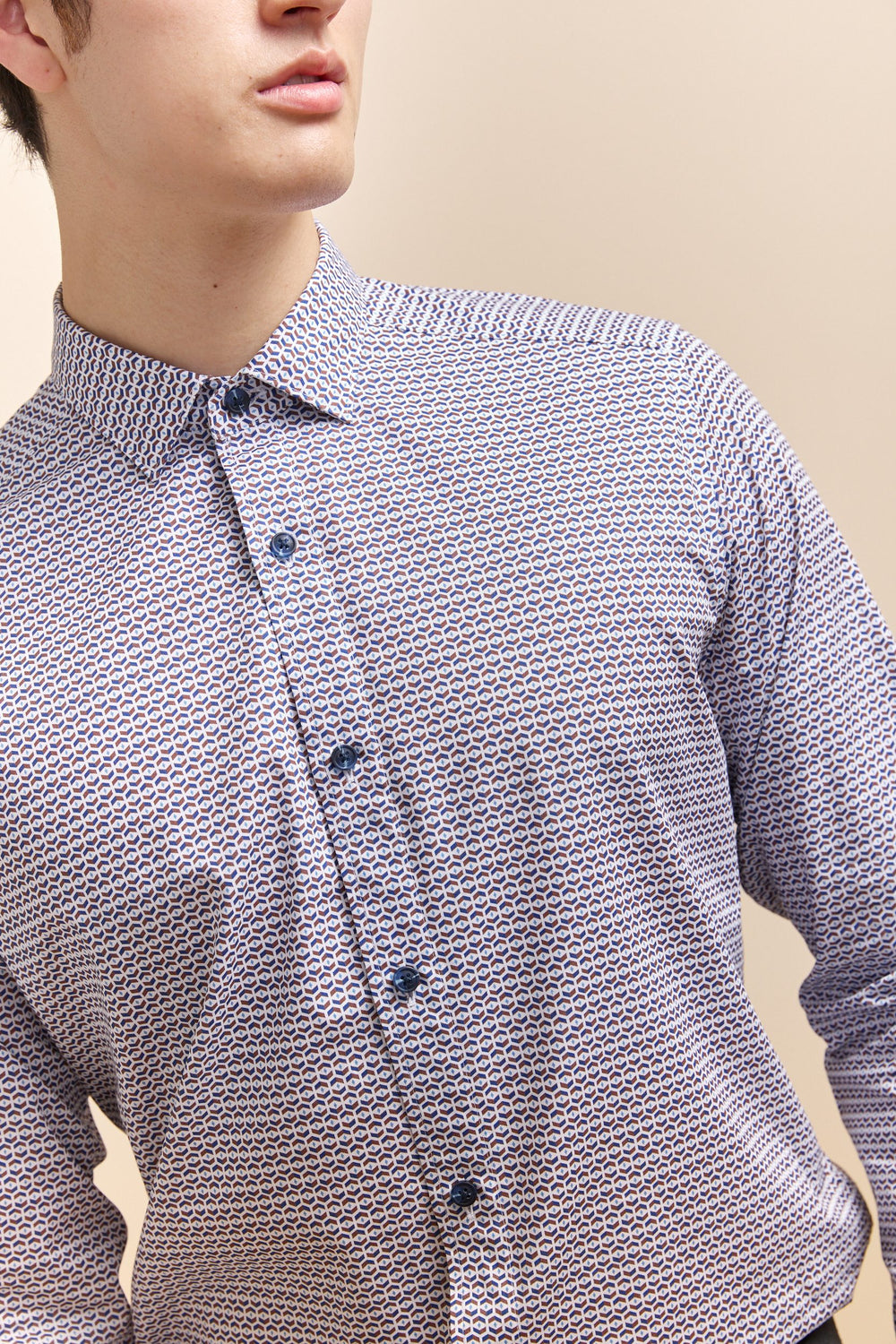 Printed poplin semi-fitted shirt