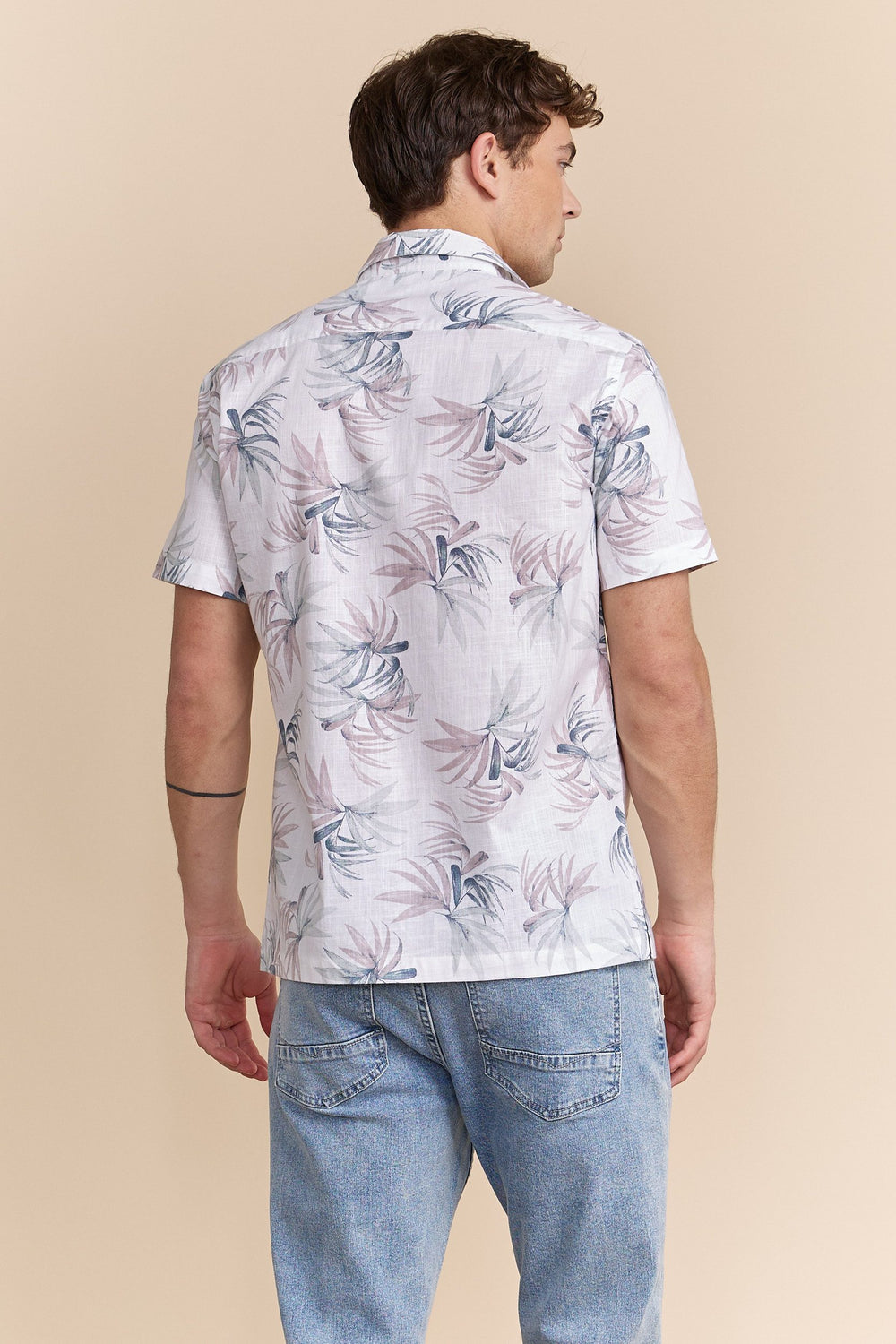 Tropical print semi-fitted shirt