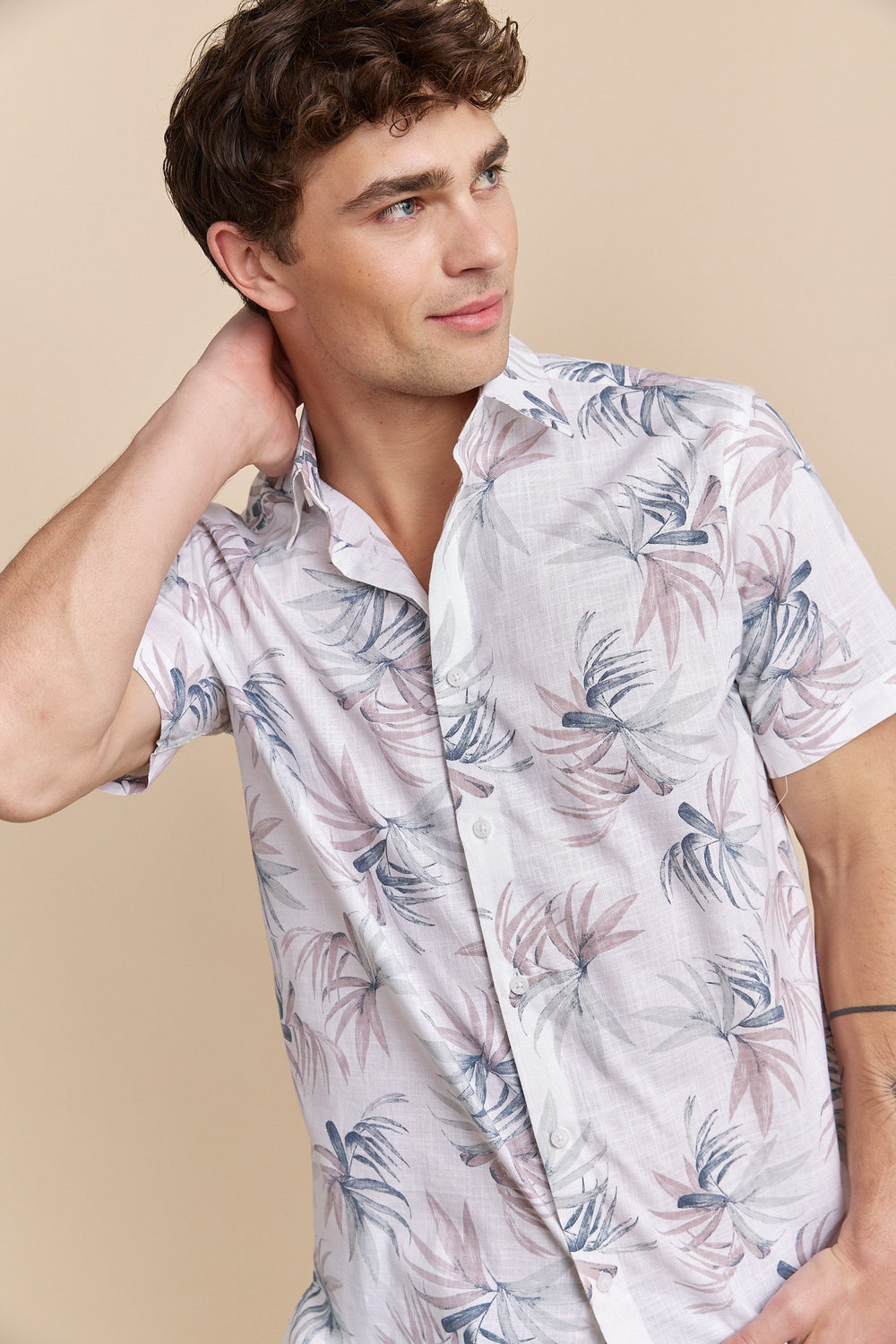 Tropical print semi-fitted shirt