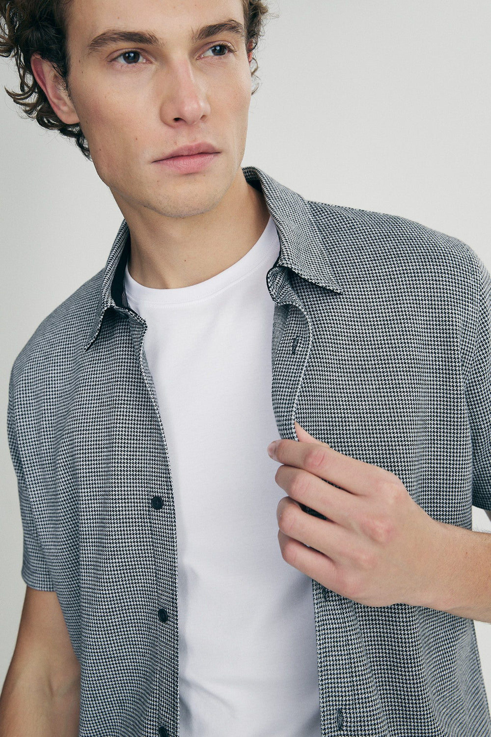 Houndstooth knit shirt