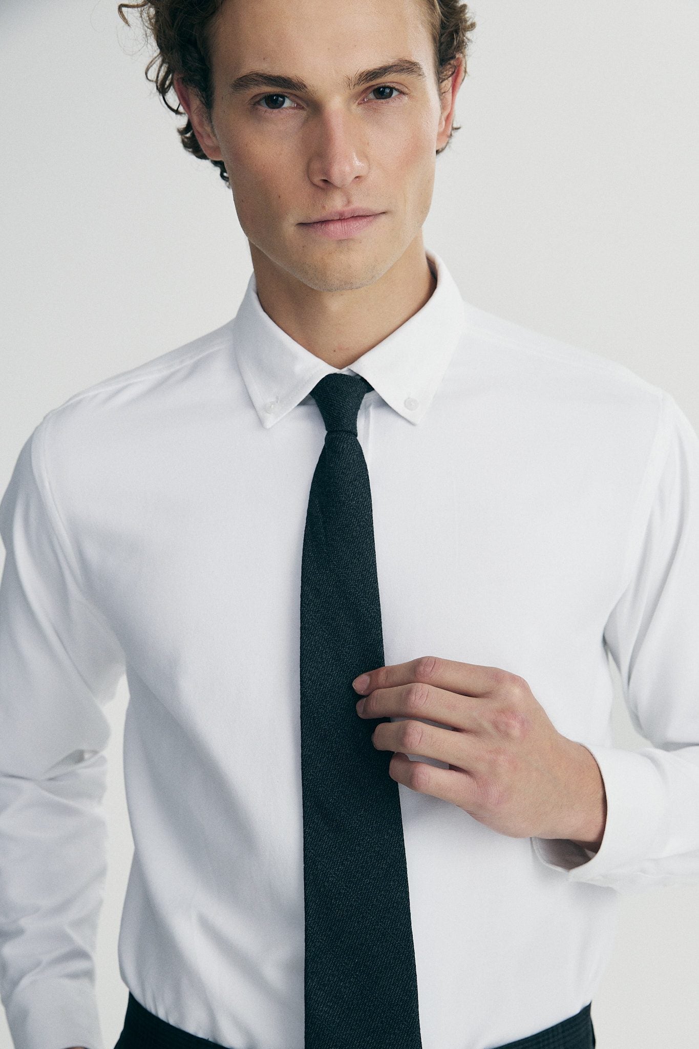 Semi-fitted oxford shirt