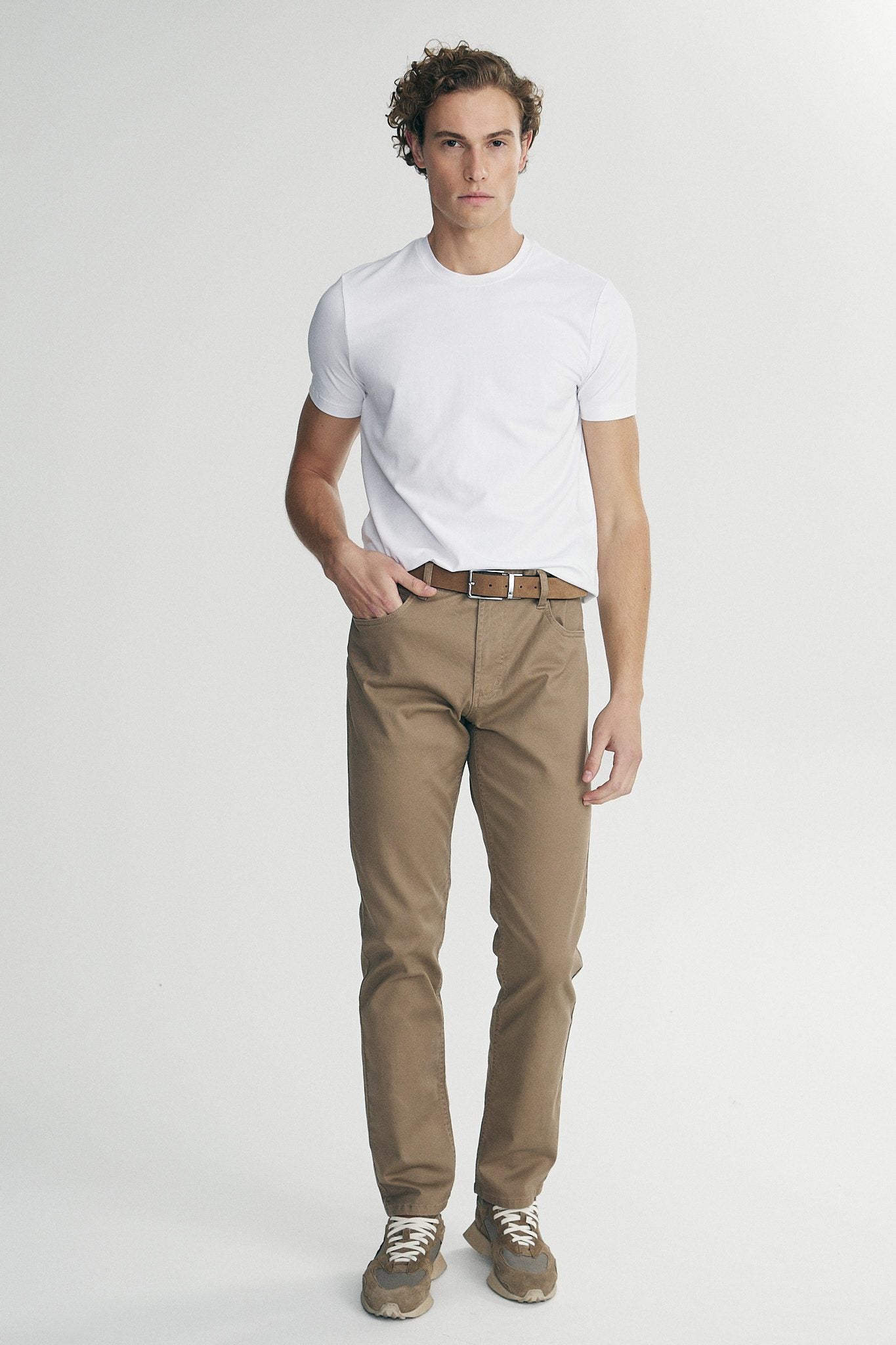 Basic crew neck T-shirt