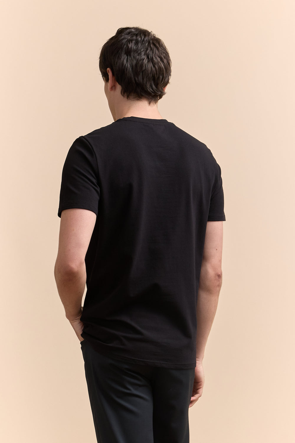 Basic crew neck t-shirt