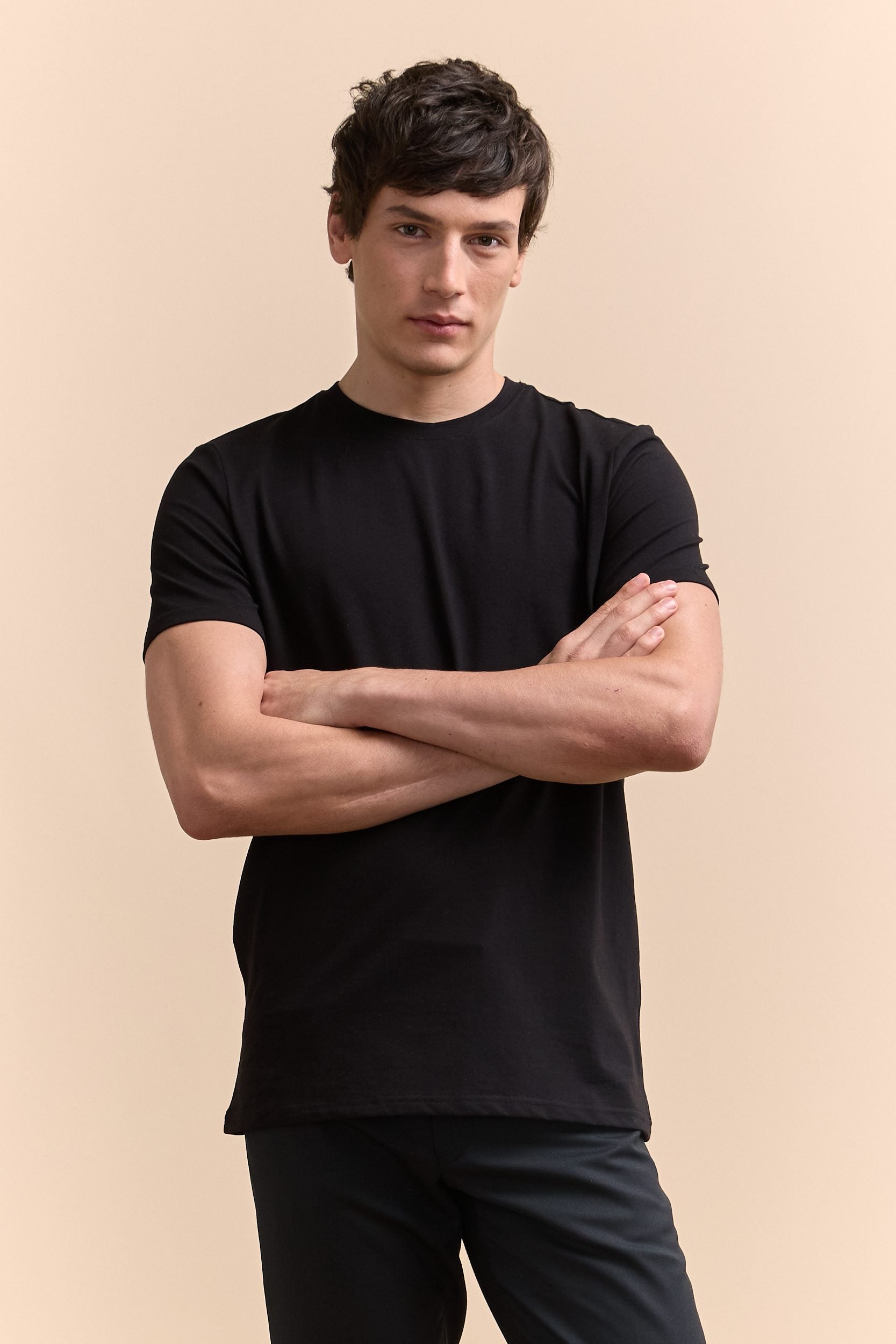 Basic crew neck t-shirt