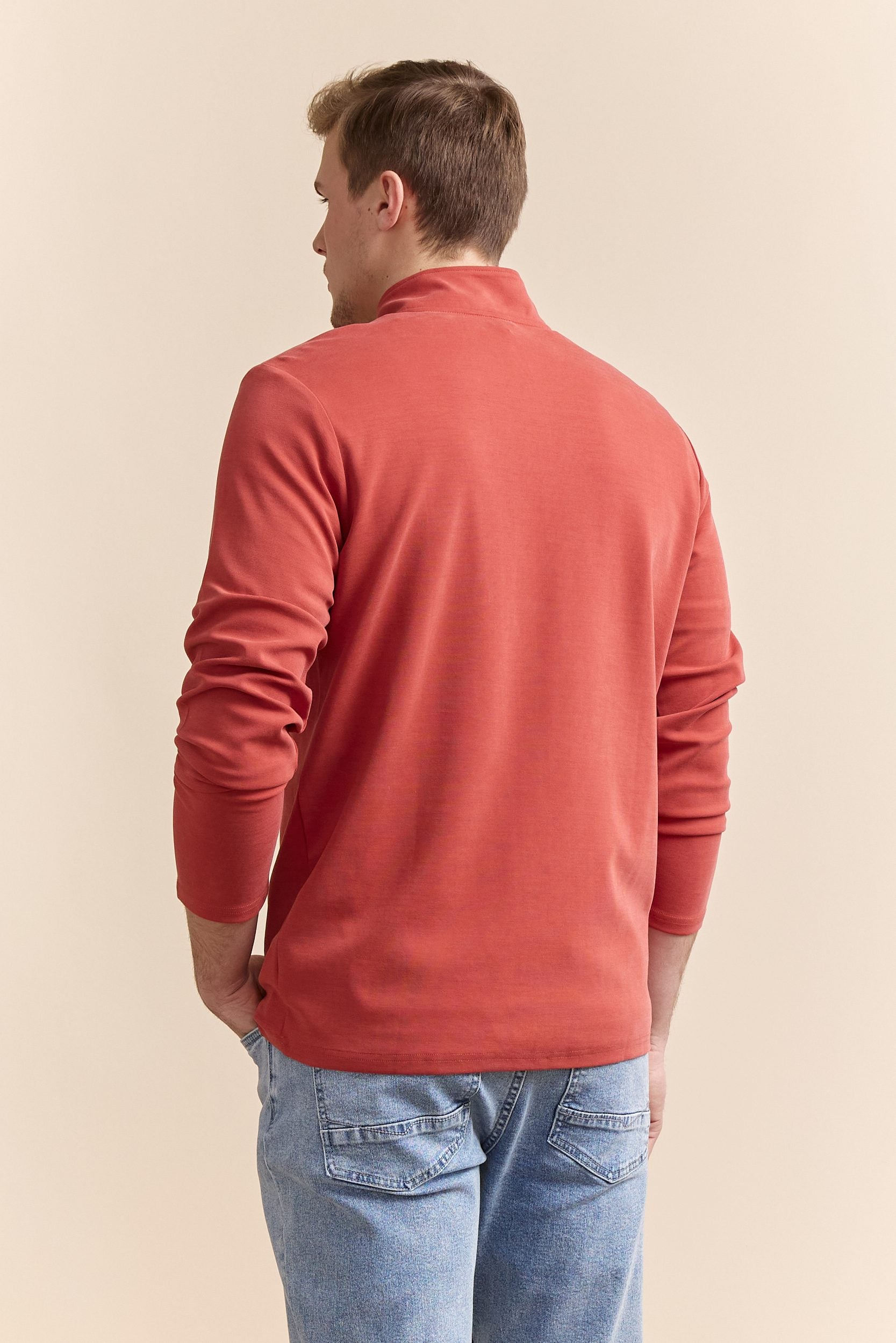 Textured half zip t-shirt