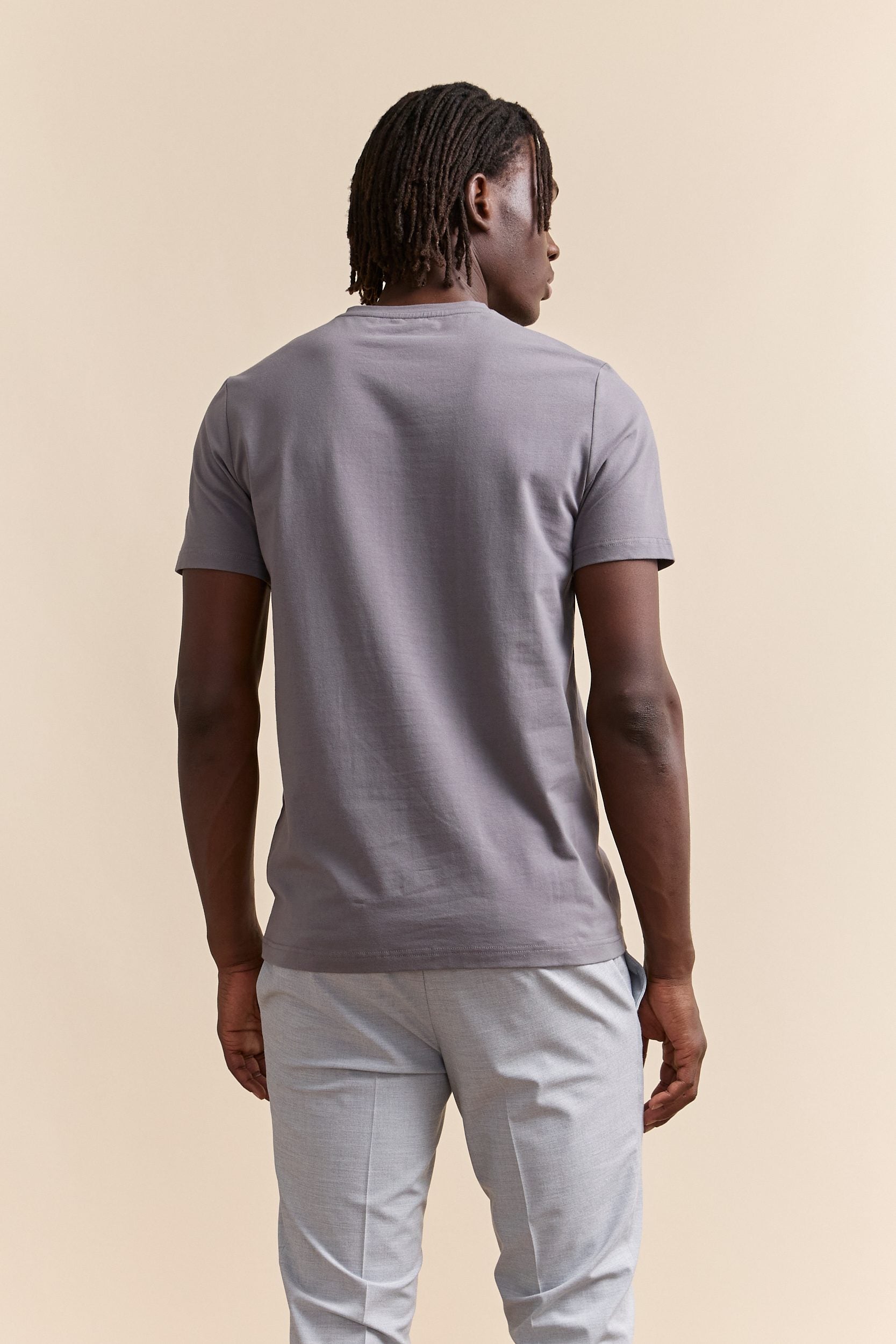 Basic V neck T-shirt