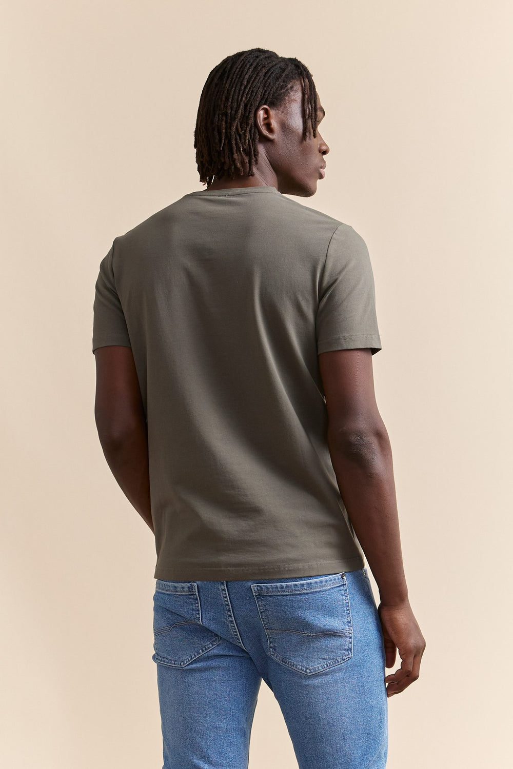 Basic V neck T-shirt