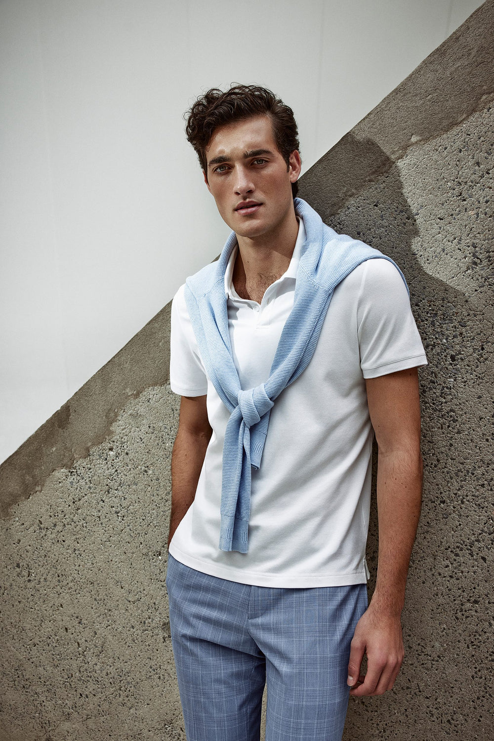 Polo with detail at collar