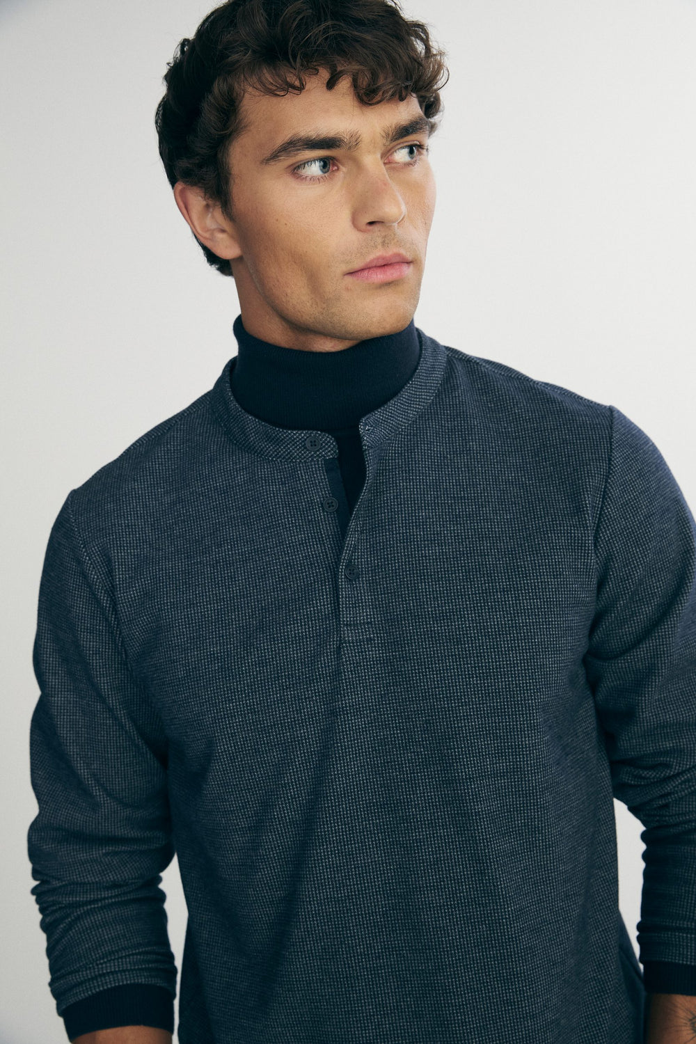 Long sleeve henley t-shirt