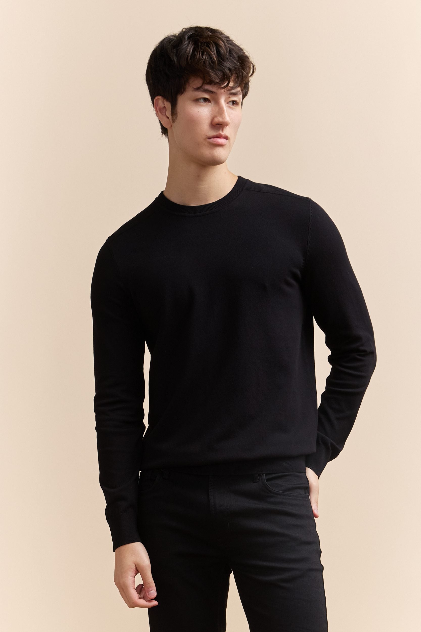 Ottoman details crew neck sweater