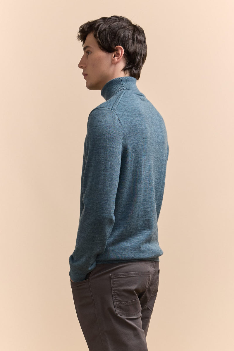 Merino wool turtle neck sweater