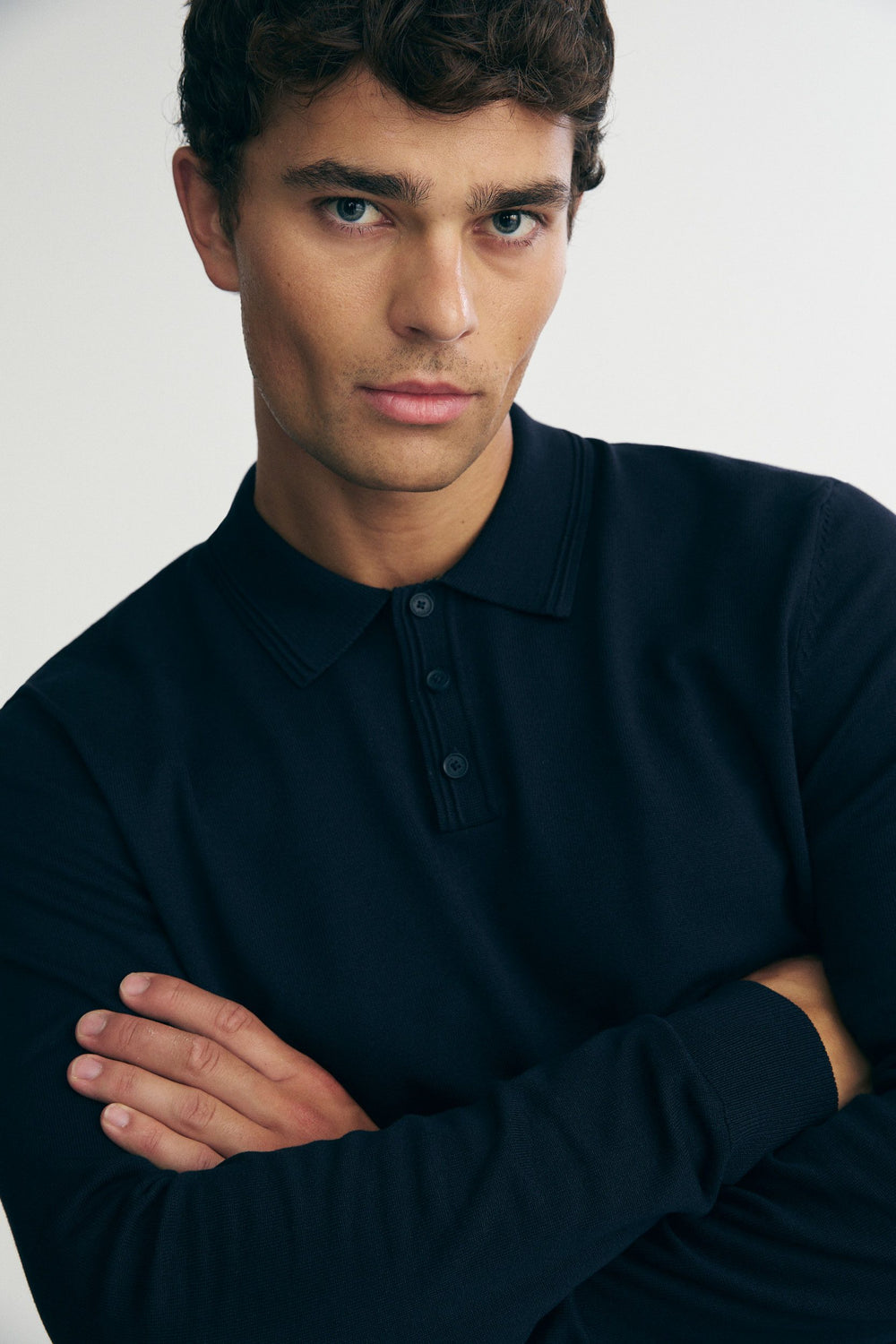 Solid color knitted polo
