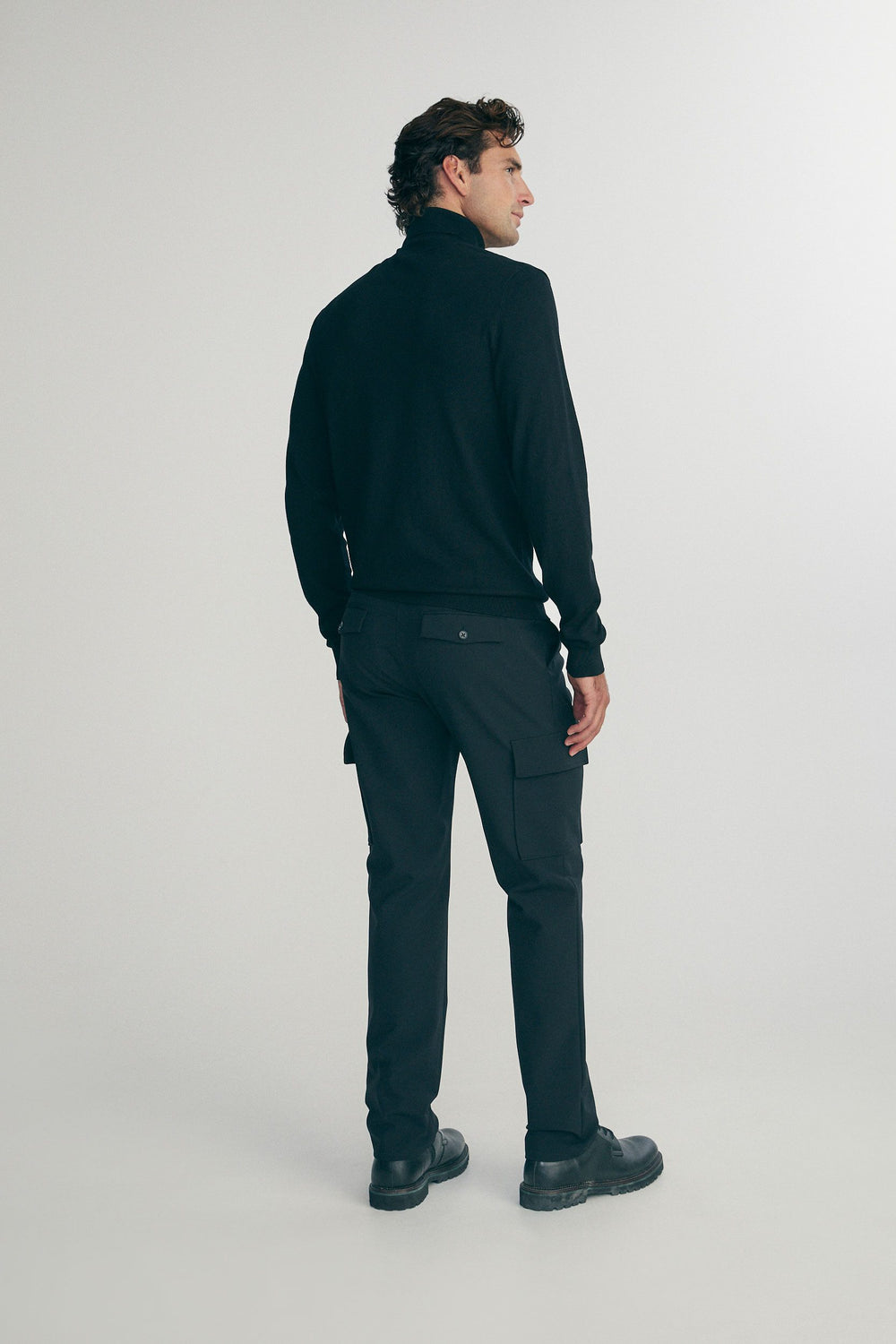 Rib details turtle neck sweater