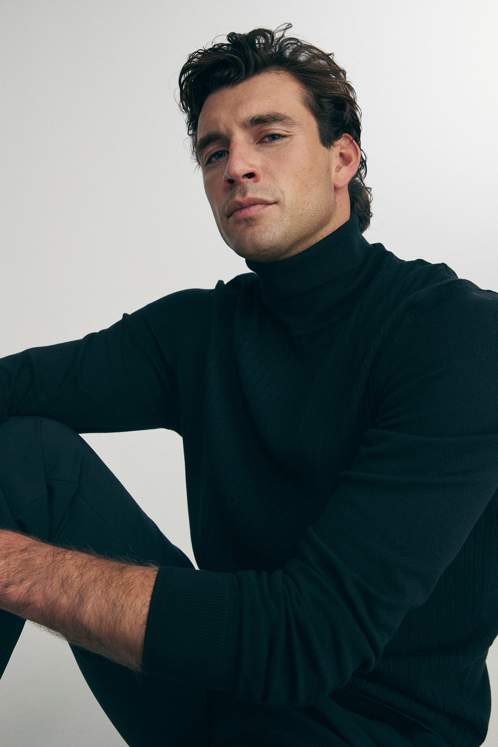 Rib details turtle neck sweater