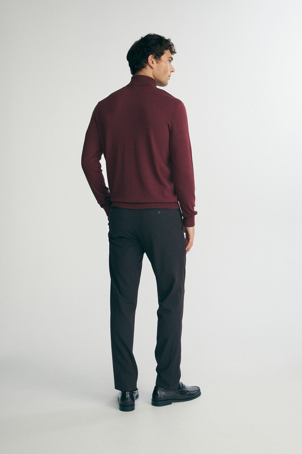 Rib details turtle neck sweater