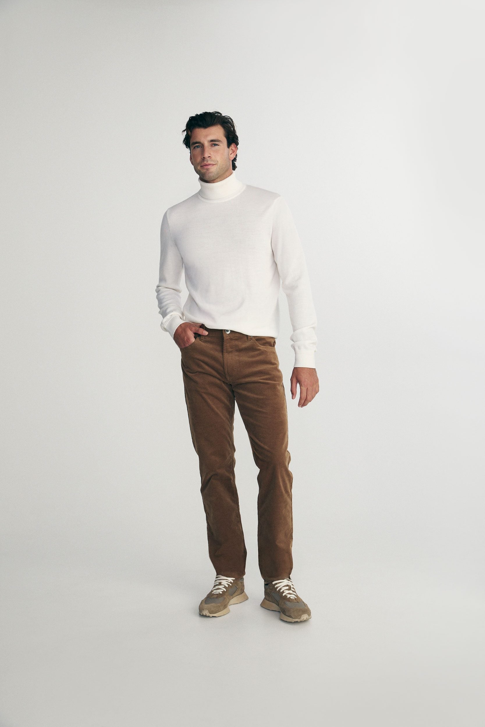 Merino wool turtle neck sweater