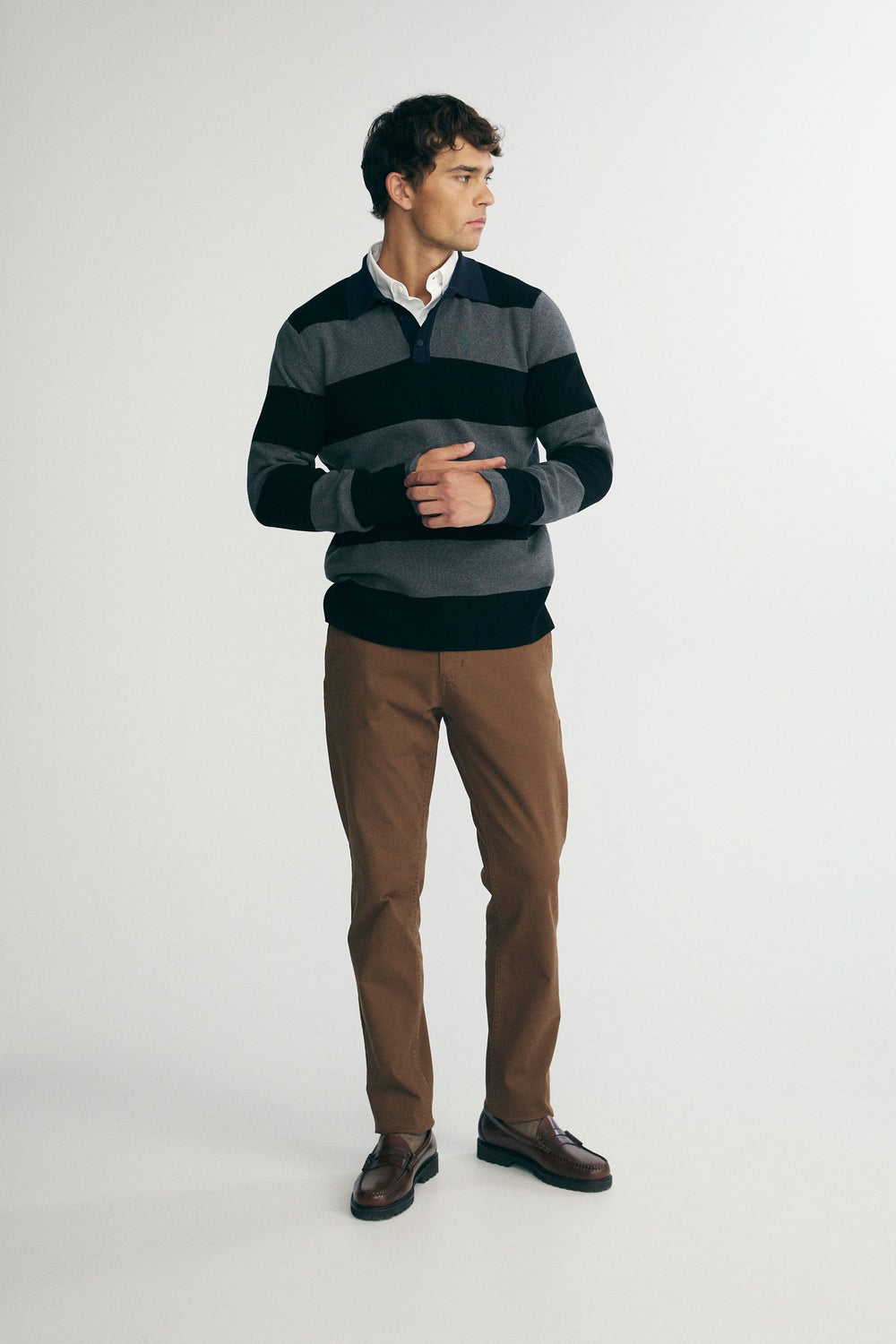 Color blocking knitted polo