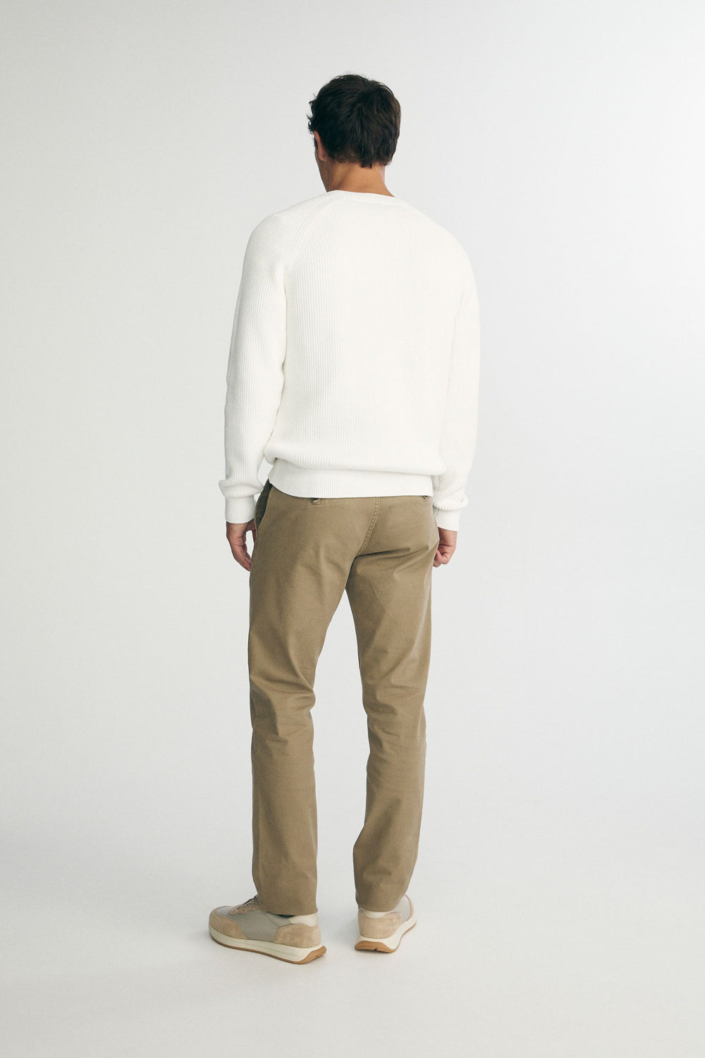 V-neck raglan sweater