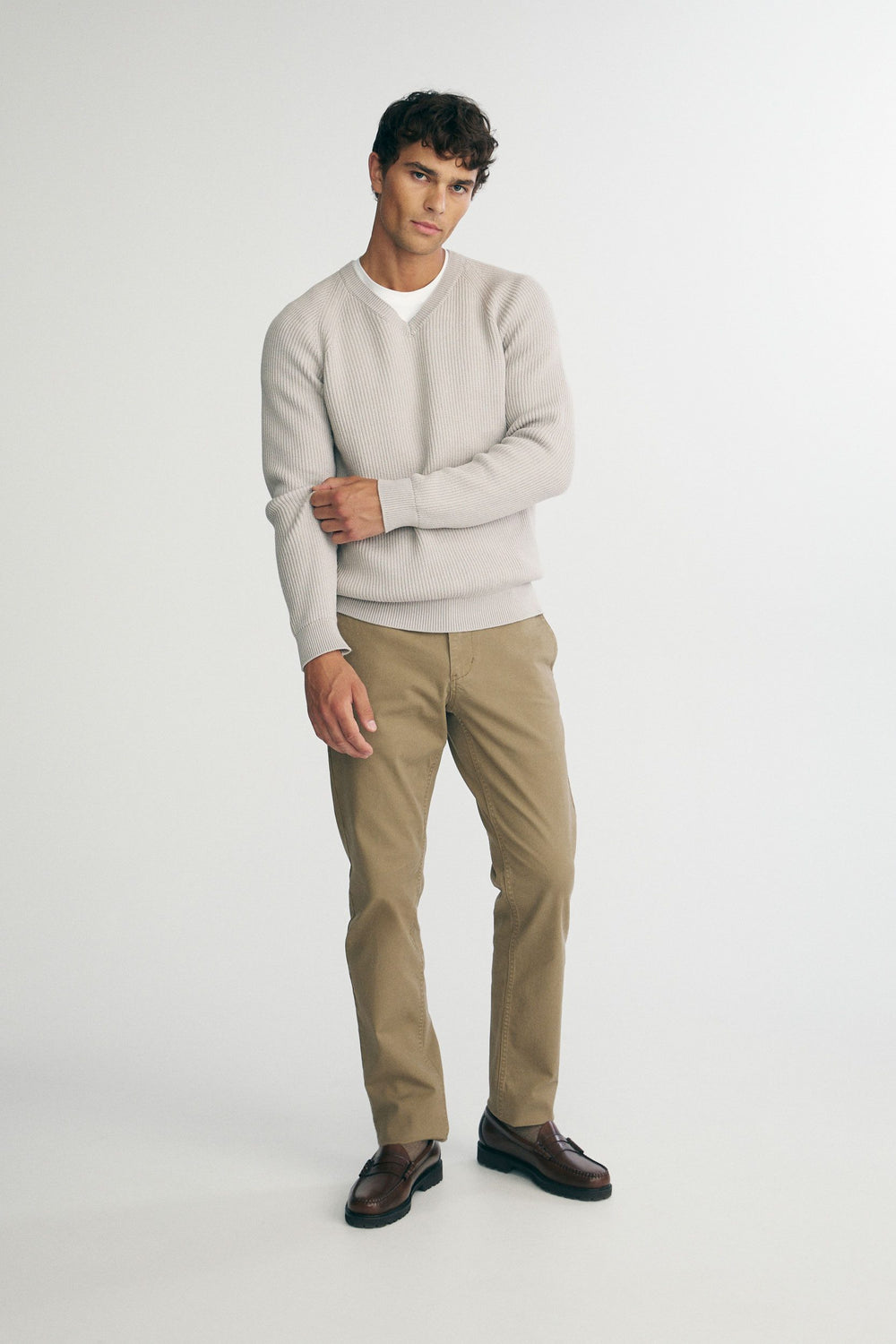 V-neck raglan sweater