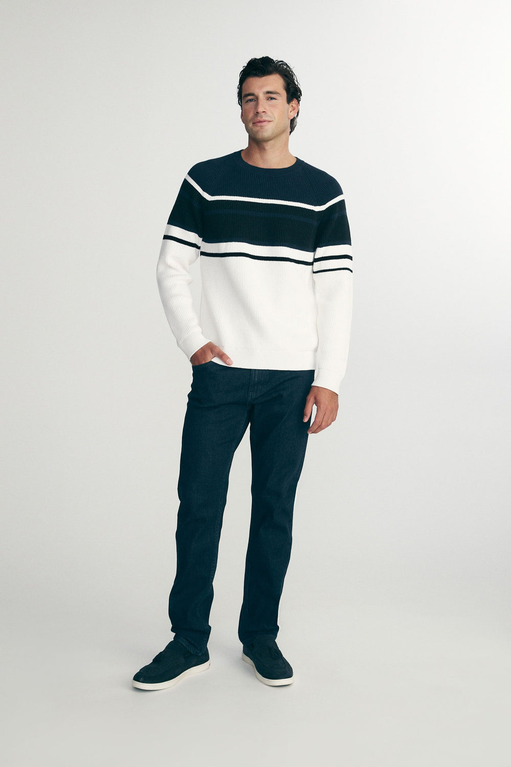Colour blocking sweater