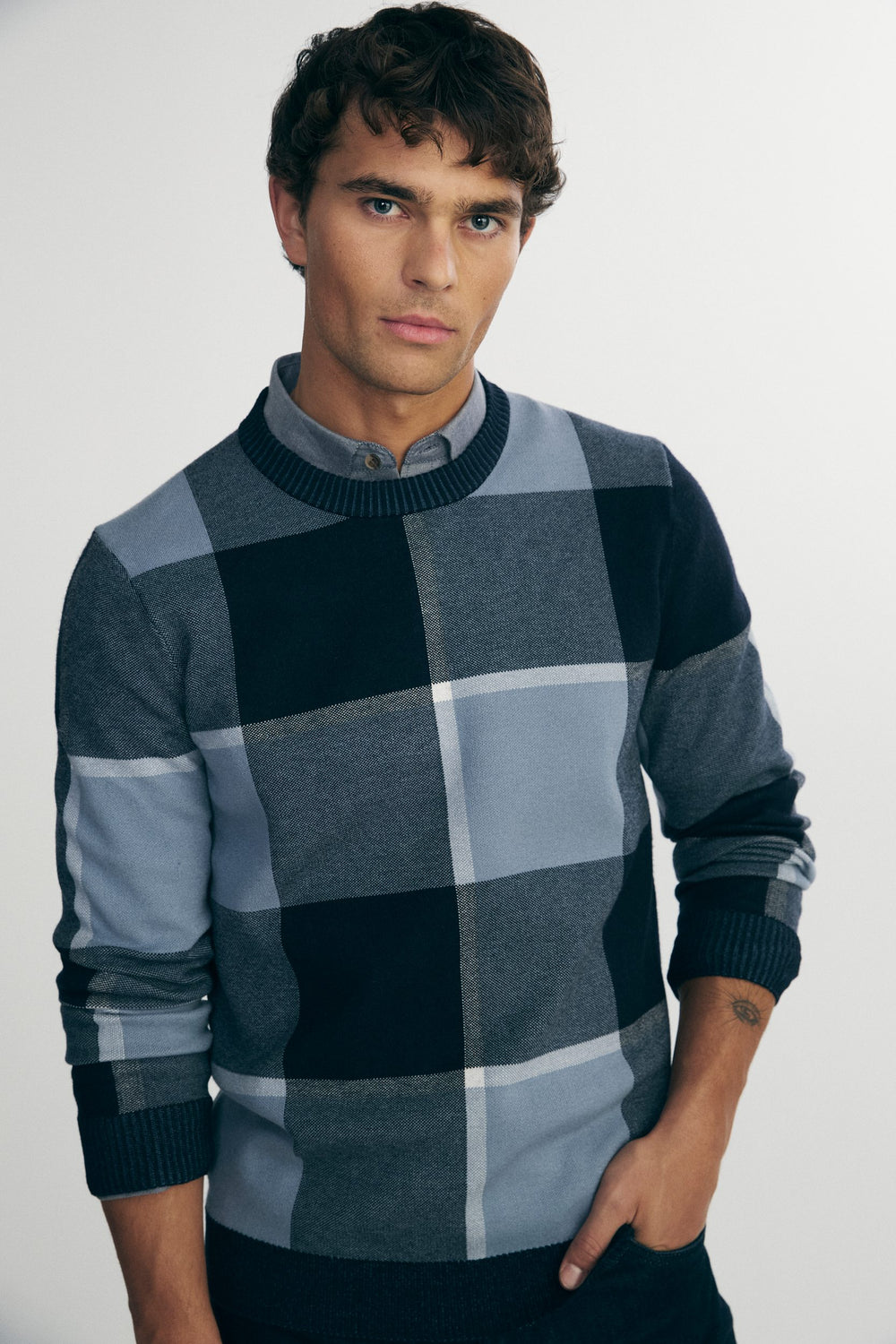 Jacquard plaid sweater